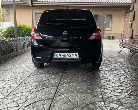 Черный Ниссан Тиида, объемом двигателя 1.5 л и пробегом 108 тыс. км за 8700 $, фото 3 на Automoto.ua