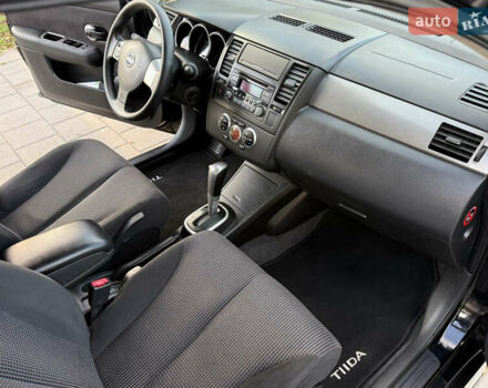 Черный Ниссан Тиида, объемом двигателя 1.6 л и пробегом 60 тыс. км за 9999 $, фото 68 на Automoto.ua