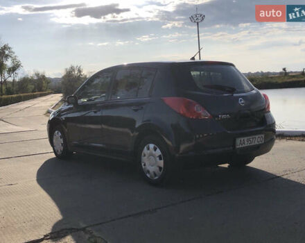 Черный Ниссан Тиида, объемом двигателя 1.6 л и пробегом 257 тыс. км за 5600 $, фото 8 на Automoto.ua