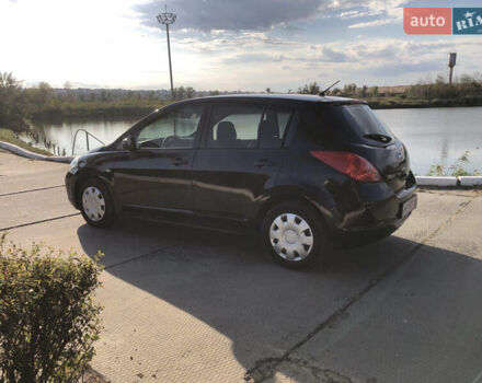 Черный Ниссан Тиида, объемом двигателя 1.6 л и пробегом 257 тыс. км за 5600 $, фото 9 на Automoto.ua