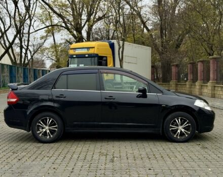 Чорний Ніссан Тііда, об'ємом двигуна 1.6 л та пробігом 130 тис. км за 4850 $, фото 4 на Automoto.ua