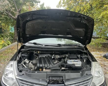 Черный Ниссан Тиида, объемом двигателя 1.6 л и пробегом 304 тыс. км за 4700 $, фото 15 на Automoto.ua