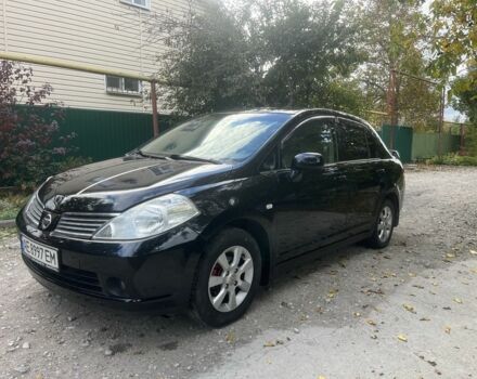 Черный Ниссан Тиида, объемом двигателя 1.6 л и пробегом 304 тыс. км за 4700 $, фото 5 на Automoto.ua