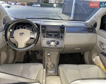 Черный Ниссан Тиида, объемом двигателя 1.6 л и пробегом 200 тыс. км за 4250 $, фото 7 на Automoto.ua