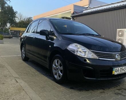 Черный Ниссан Тиида, объемом двигателя 1.6 л и пробегом 200 тыс. км за 4100 $, фото 2 на Automoto.ua