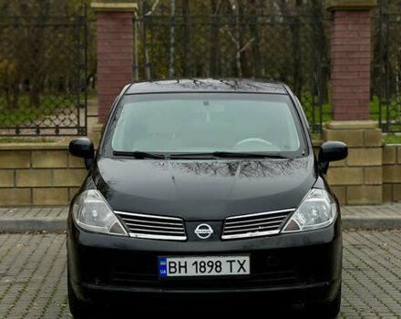 Черный Ниссан Тиида, объемом двигателя 1.6 л и пробегом 132 тыс. км за 4850 $, фото 5 на Automoto.ua