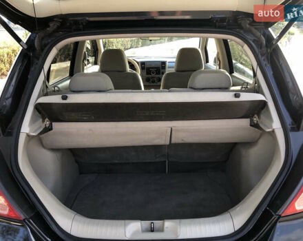 Черный Ниссан Тиида, объемом двигателя 1.6 л и пробегом 257 тыс. км за 5600 $, фото 20 на Automoto.ua