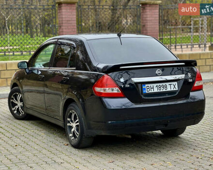 Черный Ниссан Тиида, объемом двигателя 1.6 л и пробегом 132 тыс. км за 4850 $, фото 6 на Automoto.ua