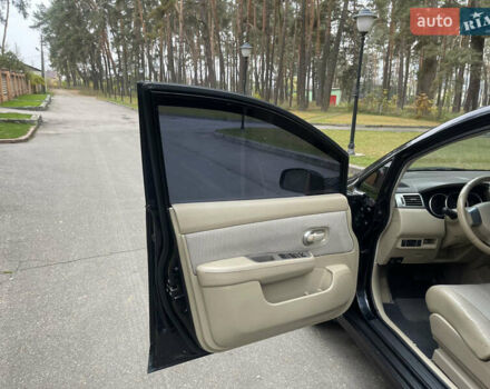 Черный Ниссан Тиида, объемом двигателя 1.6 л и пробегом 188 тыс. км за 5850 $, фото 14 на Automoto.ua
