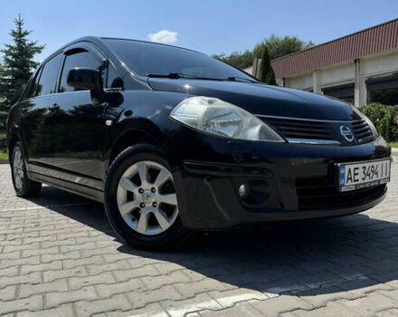 Черный Ниссан Тиида, объемом двигателя 1.6 л и пробегом 165 тыс. км за 7000 $, фото 15 на Automoto.ua