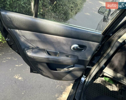 Чорний Ніссан Тііда, об'ємом двигуна 1.6 л та пробігом 121 тис. км за 4950 $, фото 4 на Automoto.ua