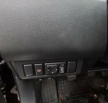 Чорний Ніссан Тііда, об'ємом двигуна 1.8 л та пробігом 112 тис. км за 6500 $, фото 12 на Automoto.ua