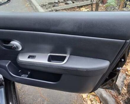 Чорний Ніссан Тііда, об'ємом двигуна 1.8 л та пробігом 112 тис. км за 6500 $, фото 6 на Automoto.ua