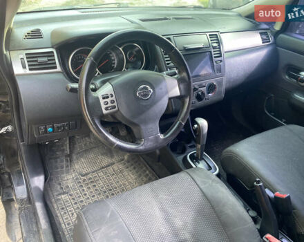 Черный Ниссан Тиида, объемом двигателя 1.6 л и пробегом 182 тыс. км за 3250 $, фото 10 на Automoto.ua