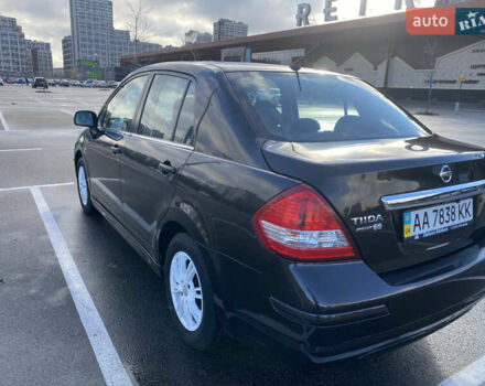 Черный Ниссан Тиида, объемом двигателя 1.6 л и пробегом 138 тыс. км за 7700 $, фото 9 на Automoto.ua