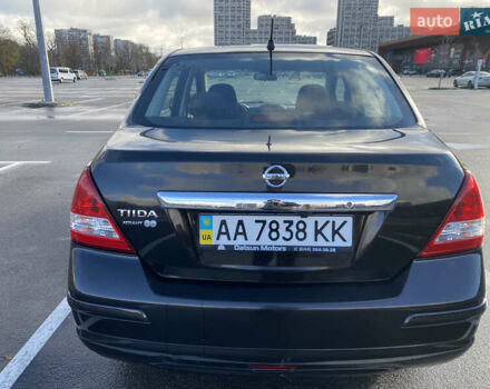 Черный Ниссан Тиида, объемом двигателя 1.6 л и пробегом 138 тыс. км за 7700 $, фото 8 на Automoto.ua