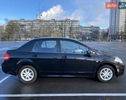 Черный Ниссан Тиида, объемом двигателя 1.6 л и пробегом 138 тыс. км за 7700 $, фото 5 на Automoto.ua