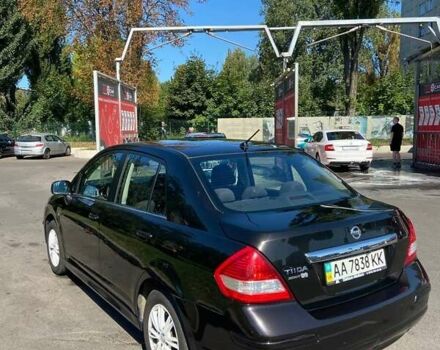 Черный Ниссан Тиида, объемом двигателя 1.6 л и пробегом 136 тыс. км за 10500 $, фото 6 на Automoto.ua