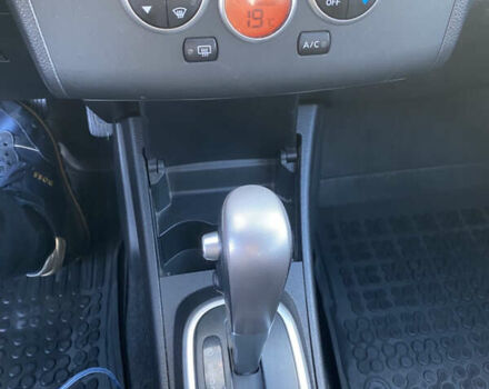 Черный Ниссан Тиида, объемом двигателя 1.6 л и пробегом 138 тыс. км за 7700 $, фото 21 на Automoto.ua