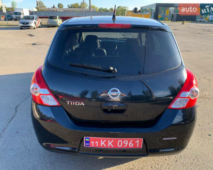 Черный Ниссан Тиида, объемом двигателя 1.5 л и пробегом 119 тыс. км за 7600 $, фото 2 на Automoto.ua
