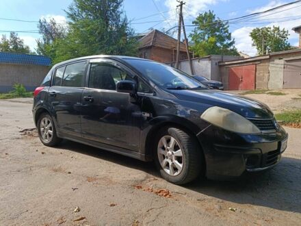 Ниссан Тиида 2007 в Кривом Роге на Automoto.ua Черный Ниссан Тиида, объемом двигателя 1.8 л и пробегом 255 тыс. км за 4100 $, фото 1 на Automoto.ua