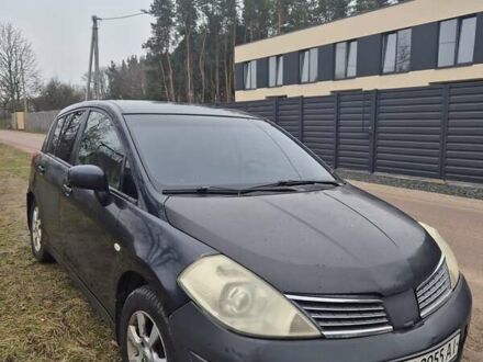 Черный Ниссан Тиида, объемом двигателя 0 л и пробегом 342 тыс. км за 4000 $, фото 1 на Automoto.ua