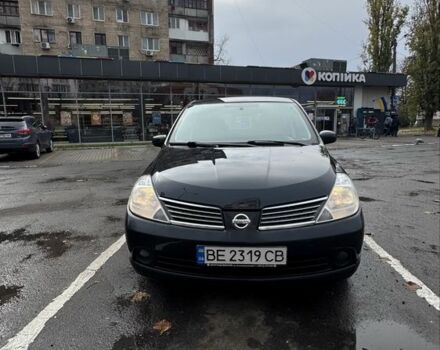 Черный Ниссан Тиида, объемом двигателя 1.6 л и пробегом 222 тыс. км за 5900 $, фото 1 на Automoto.ua