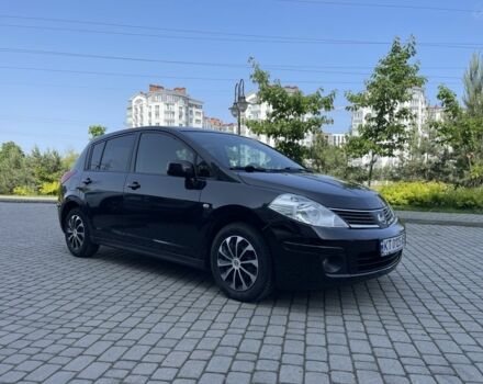 Черный Ниссан Тиида, объемом двигателя 1.8 л и пробегом 140 тыс. км за 6300 $, фото 1 на Automoto.ua