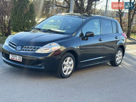 Черный Ниссан Тиида, объемом двигателя 1.5 л и пробегом 30 тыс. км за 7800 $, фото 1 на Automoto.ua