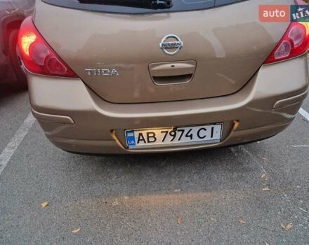 Коричневый Ниссан Тиида, объемом двигателя 1.6 л и пробегом 184 тыс. км за 6900 $, фото 1 на Automoto.ua