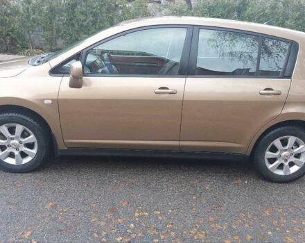 Коричневый Ниссан Тиида, объемом двигателя 1.6 л и пробегом 100 тыс. км за 6100 $, фото 2 на Automoto.ua