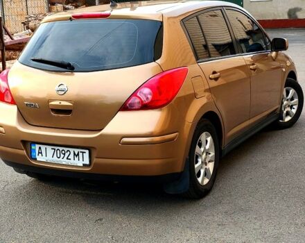 Коричневый Ниссан Тиида, объемом двигателя 1.5 л и пробегом 260 тыс. км за 5000 $, фото 5 на Automoto.ua