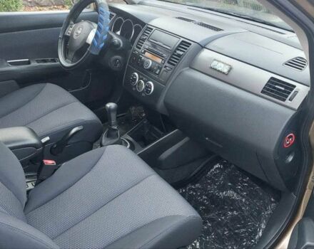 Коричневый Ниссан Тиида, объемом двигателя 1.6 л и пробегом 100 тыс. км за 6100 $, фото 13 на Automoto.ua