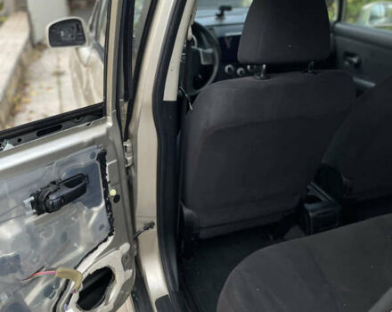 Коричневый Ниссан Тиида, объемом двигателя 1.5 л и пробегом 75 тыс. км за 3400 $, фото 14 на Automoto.ua