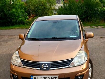 Коричневый Ниссан Тиида, объемом двигателя 1.5 л и пробегом 260 тыс. км за 5000 $, фото 1 на Automoto.ua