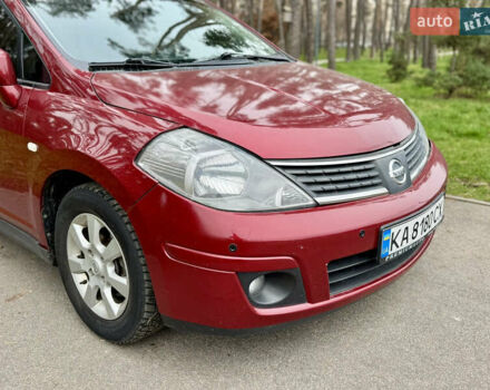 Красный Ниссан Тиида, объемом двигателя 1.6 л и пробегом 100 тыс. км за 6500 $, фото 24 на Automoto.ua