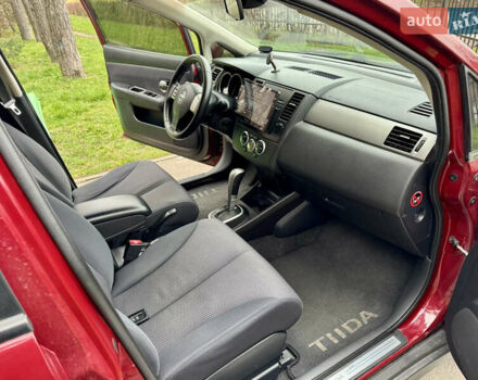 Красный Ниссан Тиида, объемом двигателя 1.6 л и пробегом 100 тыс. км за 6500 $, фото 21 на Automoto.ua