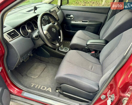 Красный Ниссан Тиида, объемом двигателя 1.6 л и пробегом 100 тыс. км за 6500 $, фото 40 на Automoto.ua