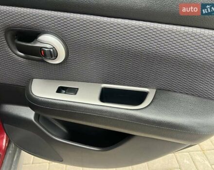 Красный Ниссан Тиида, объемом двигателя 1.6 л и пробегом 100 тыс. км за 6500 $, фото 25 на Automoto.ua