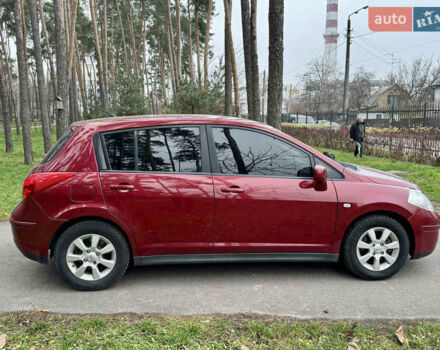 Красный Ниссан Тиида, объемом двигателя 1.6 л и пробегом 100 тыс. км за 6500 $, фото 4 на Automoto.ua
