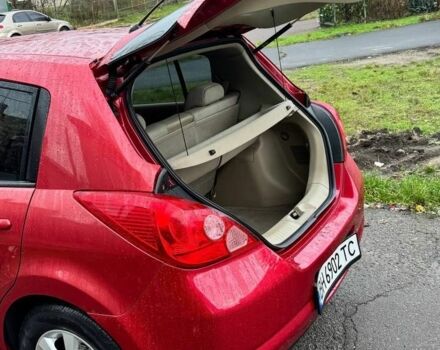 Красный Ниссан Тиида, объемом двигателя 1.6 л и пробегом 160 тыс. км за 6600 $, фото 4 на Automoto.ua