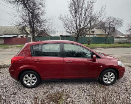Красный Ниссан Тиида, объемом двигателя 1.6 л и пробегом 145 тыс. км за 5387 $, фото 13 на Automoto.ua
