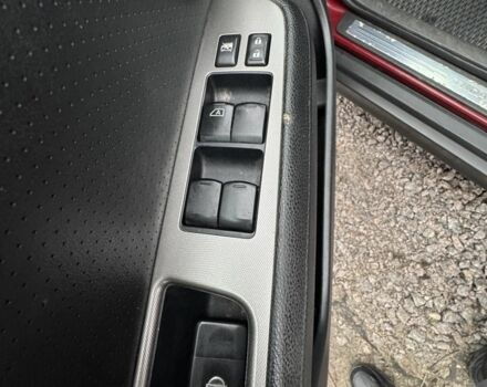 Красный Ниссан Тиида, объемом двигателя 1.6 л и пробегом 145 тыс. км за 5387 $, фото 17 на Automoto.ua