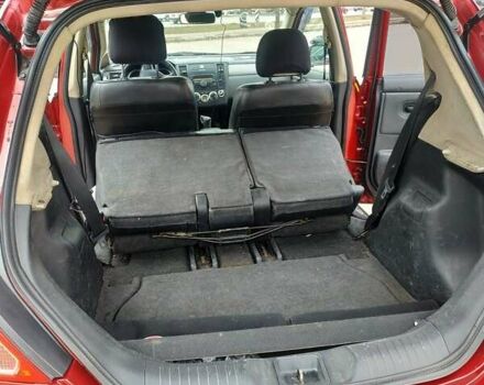 Красный Ниссан Тиида, объемом двигателя 1.8 л и пробегом 229 тыс. км за 5700 $, фото 3 на Automoto.ua
