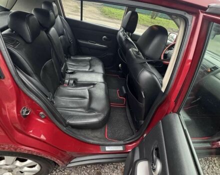 Красный Ниссан Тиида, объемом двигателя 1.6 л и пробегом 145 тыс. км за 5387 $, фото 14 на Automoto.ua