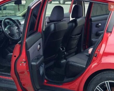 Красный Ниссан Тиида, объемом двигателя 1.6 л и пробегом 149 тыс. км за 5700 $, фото 6 на Automoto.ua