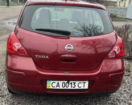 Красный Ниссан Тиида, объемом двигателя 1.6 л и пробегом 145 тыс. км за 5387 $, фото 11 на Automoto.ua