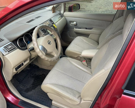 Червоний Ніссан Тііда, об'ємом двигуна 1.6 л та пробігом 147 тис. км за 5000 $, фото 5 на Automoto.ua