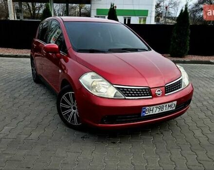Красный Ниссан Тиида, объемом двигателя 1.6 л и пробегом 149 тыс. км за 5700 $, фото 11 на Automoto.ua