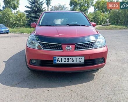 Красный Ниссан Тиида, объемом двигателя 1.6 л и пробегом 179 тыс. км за 6000 $, фото 16 на Automoto.ua
